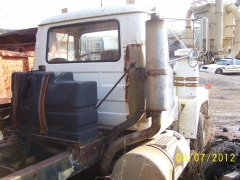 Mack R688ST 022.jpg