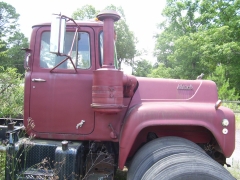 1968 Mack R685T 011