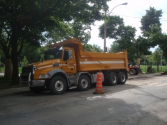 Mack Granite 8x4 - Piravic Construction