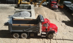 Mack Granite GU813 6x4 benne dump2
