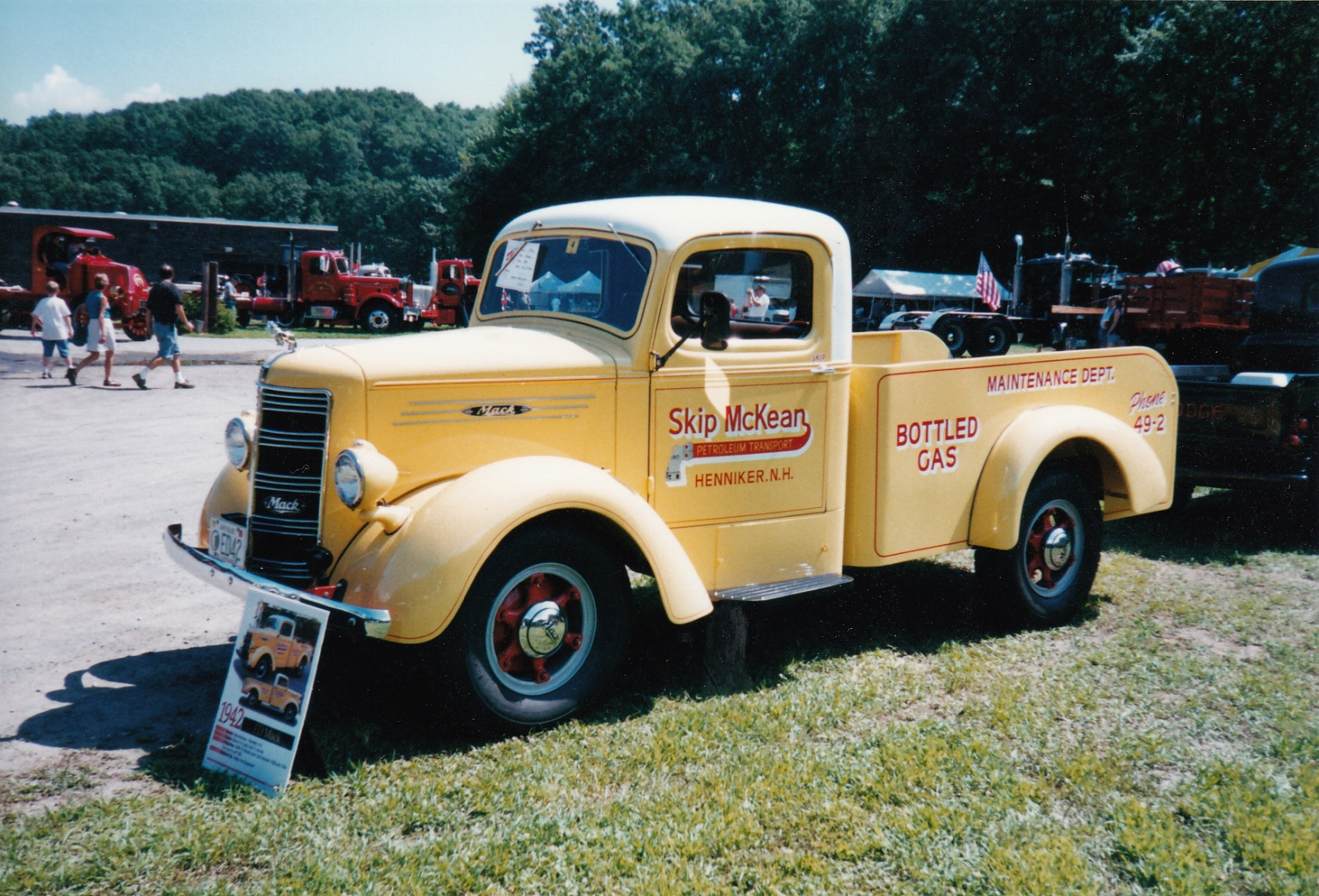 1942 Mack ED pickup