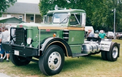 1946 Peterbilt 270D