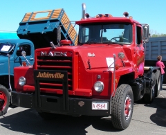 1975 Mack DM867ST