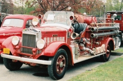 1932 Mack BX1001