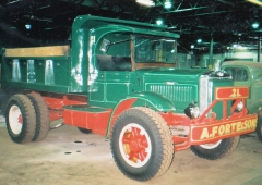1941 Mack FN dump truck