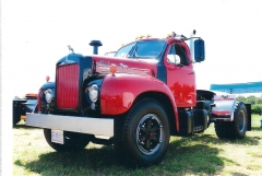 1960 Mack B 61 001