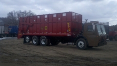 LE solid manure/ Silage truck