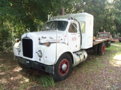 1958 Mack Left