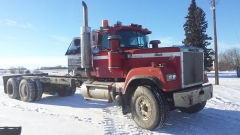 1990 Mack Superliner