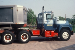 MACK R MODEL