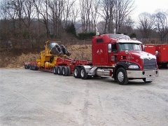 Mack CXN 613 with trailer