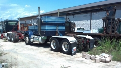 85 Superliner rear