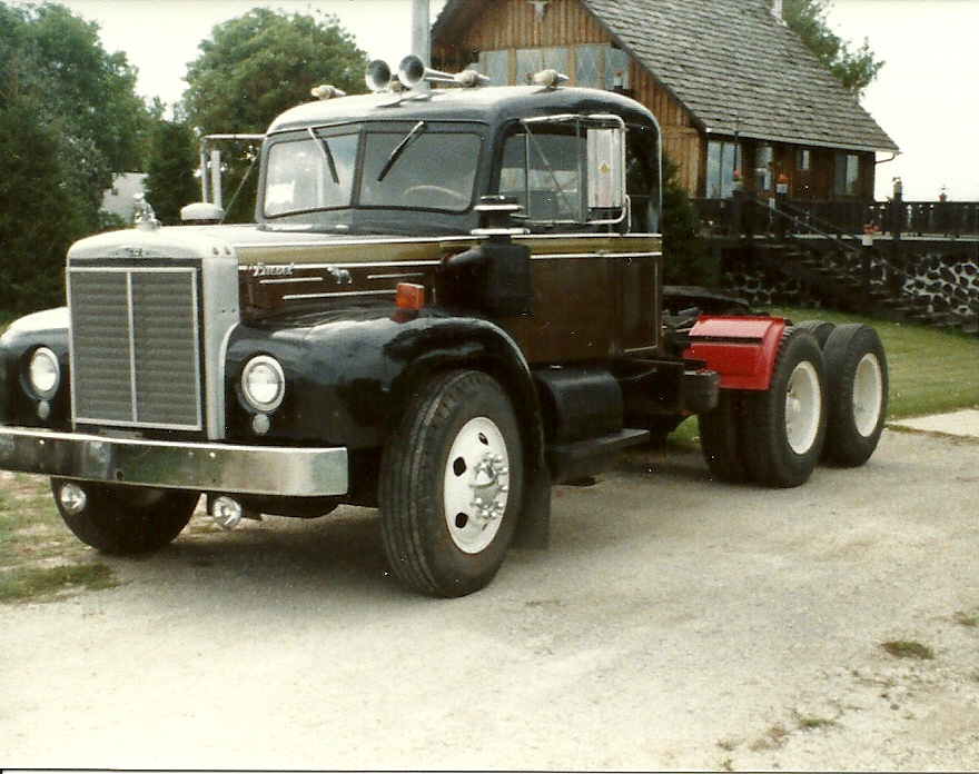 Cool Old  School  Custom LJ Antique and Classic Mack  