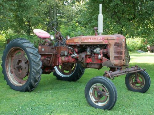 farmall c 001.JPG