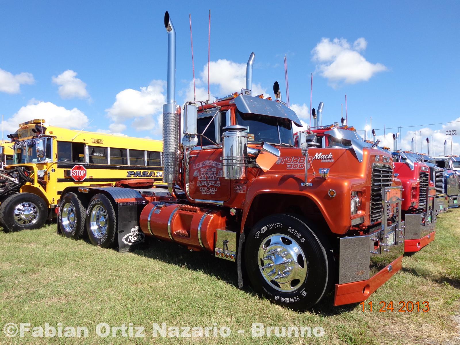 2013 Truck Show  Event II Modern Mack  Truck General 