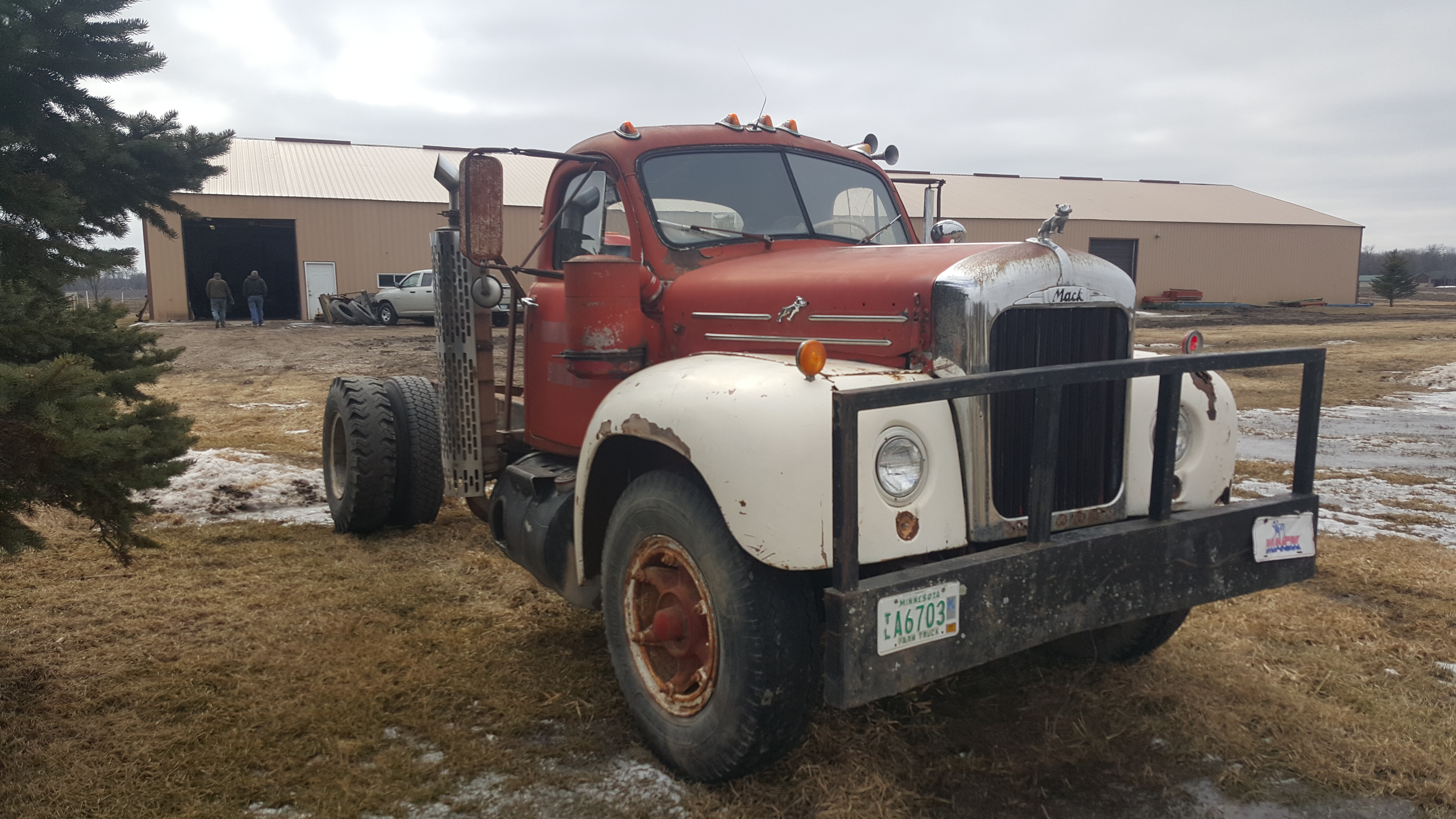 1959 mack b61 for sale $8000.00, trying to sell before I move