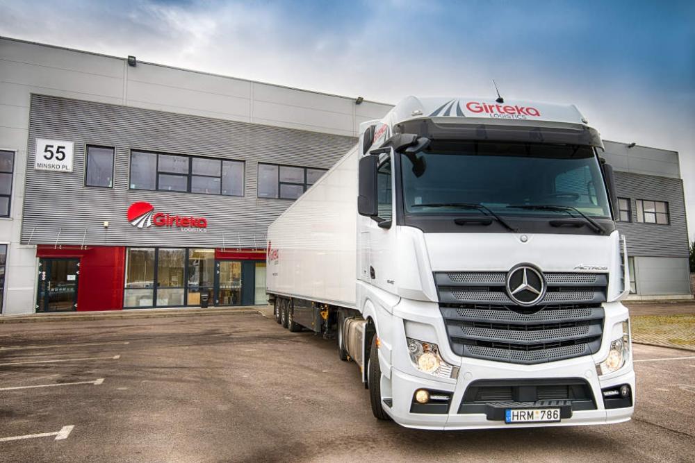 1,000 M-B Actros for Girteka Logistics.JPG