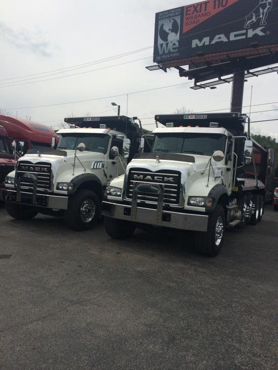 2017 Mack GU713 Quad Axle Dump Trucks 001.JPG