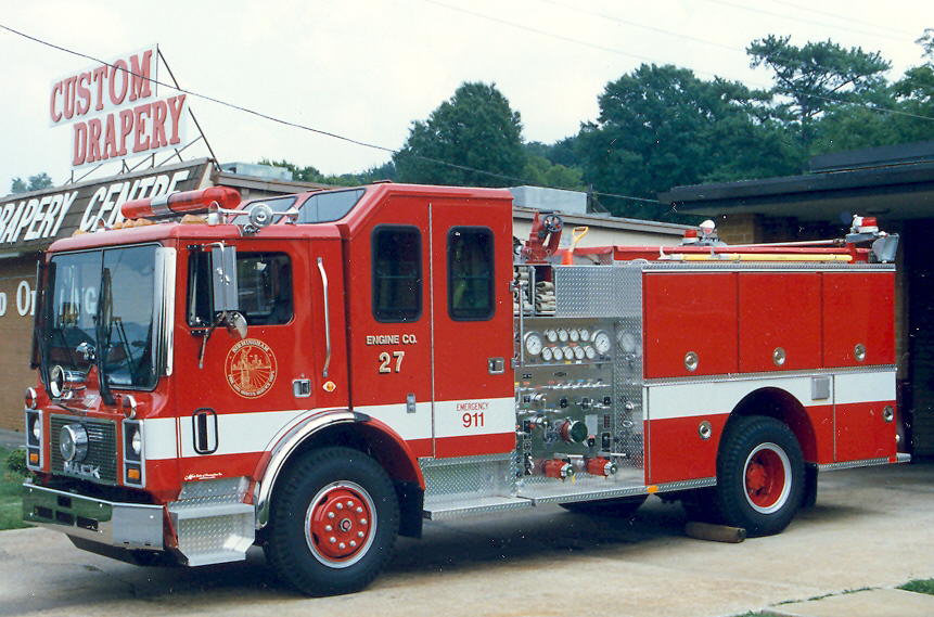 Пожарный автомобиль баз. Mack 1990. Mack CF 1990. Пожарный автомобиль Трумэн. Mack Fire AC пожарный.