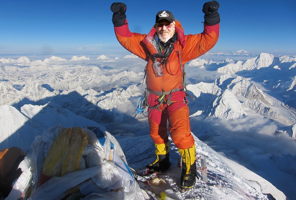 Everest2011-JPG.jpg