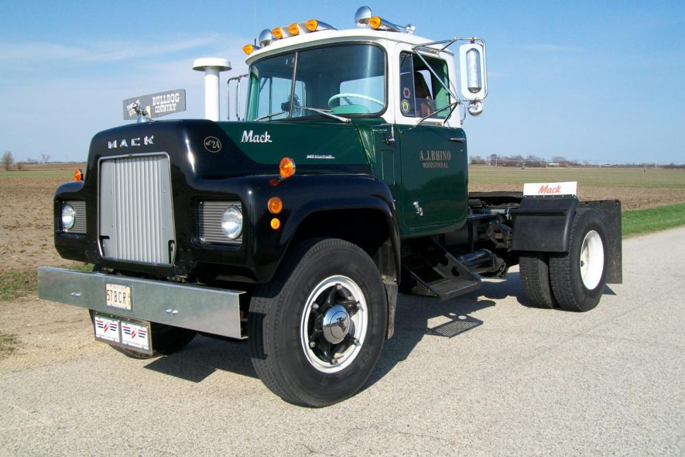 1957 Mack BCR Tractor-3.jpg