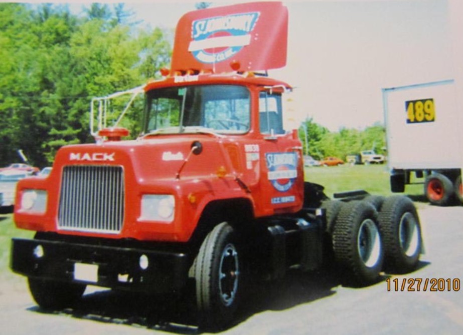 St. J Mack U600 Tractor-2.jpg