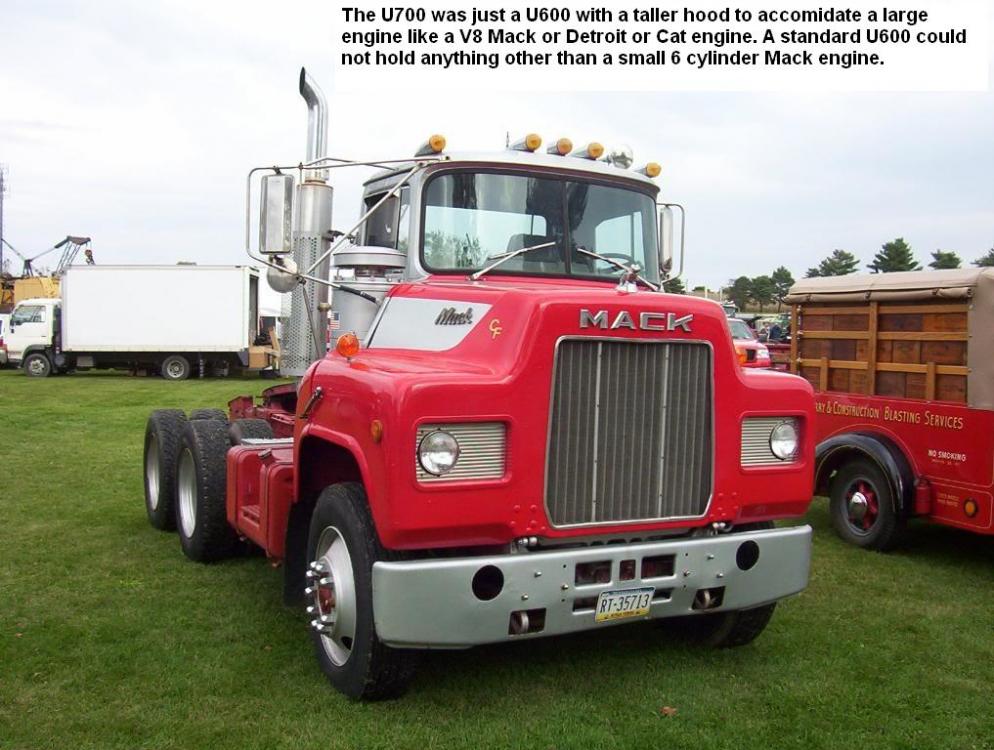 1973 Mack U700-1.JPG