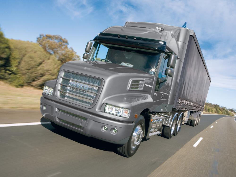 Iveco PowerStar (6).jpg