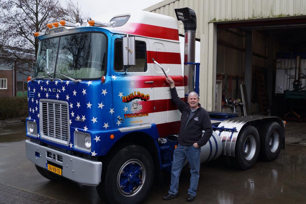 1981 F-700 test truck - Trucks for Sale - www.neverfullmm.com