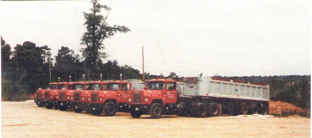 1982 MACKS.jpg