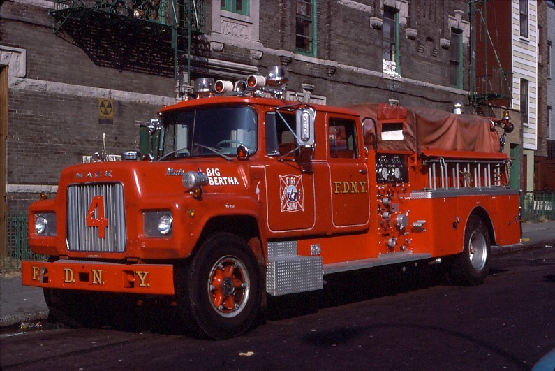 FDNY-Salvage-4.jpg.34c4bd93525bbc165b9c833ac5aa70de.jpg