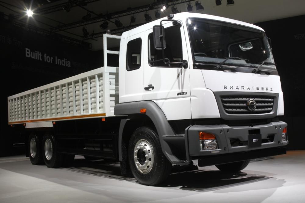 Bharatbenz 2523..JPG