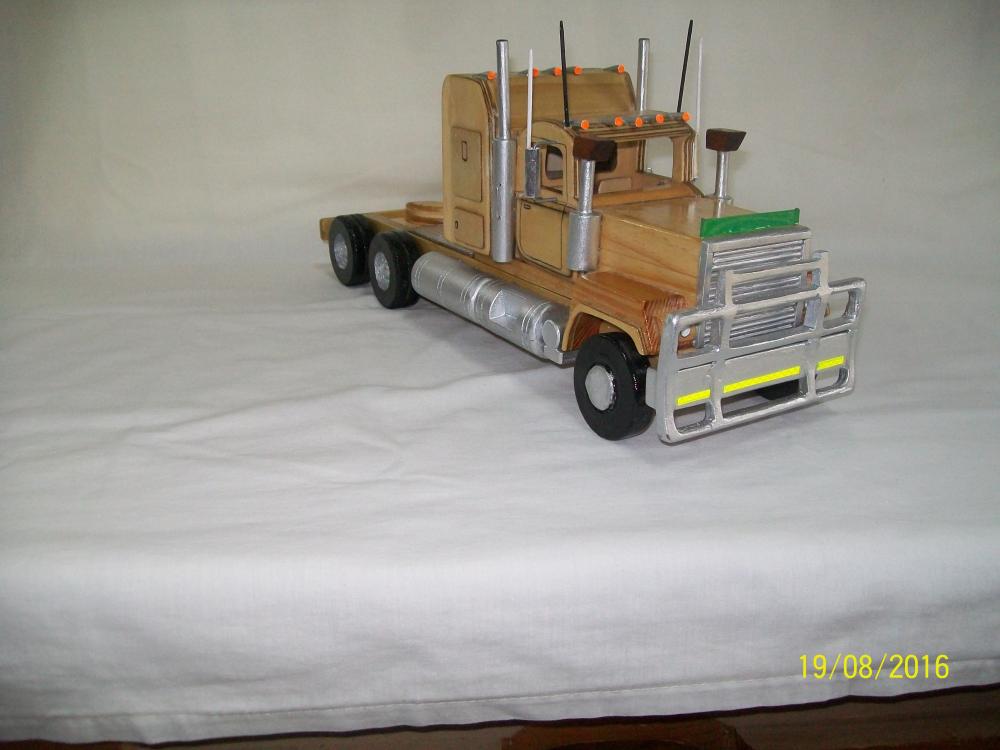 Improved Series 2 Mack Superliner Model, & Plan 022.JPG