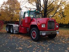 1975 R-767 Mack