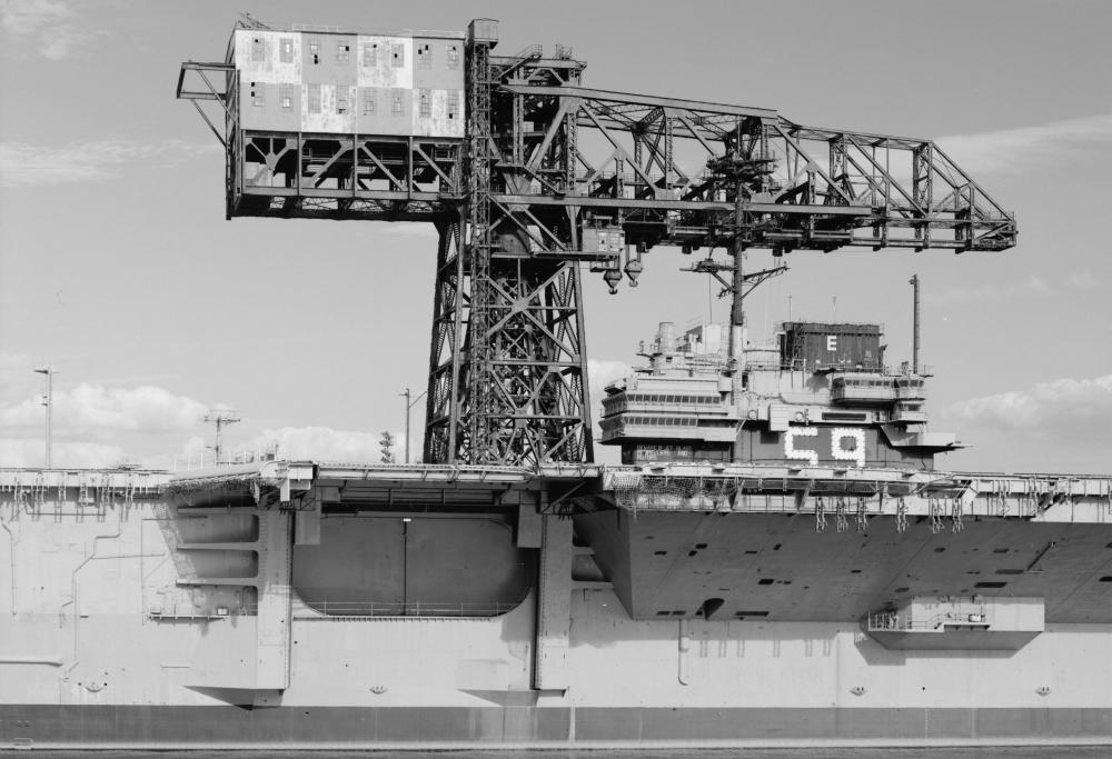 PNSY Hammerhead Crane.jpg