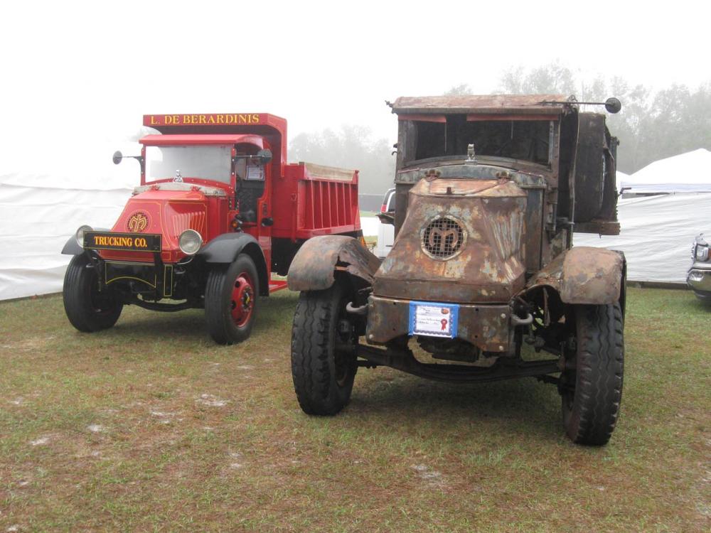 Mack 1929 AK & 1937 AC-4 Cummins HB4 Lou Deberadinis  (4) resize.jpg