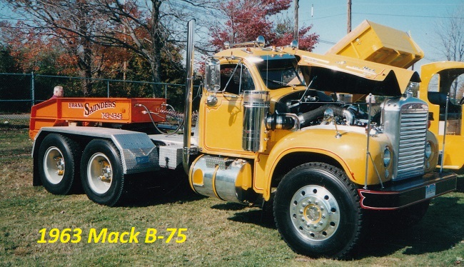 1963 Mack B-75.jpg