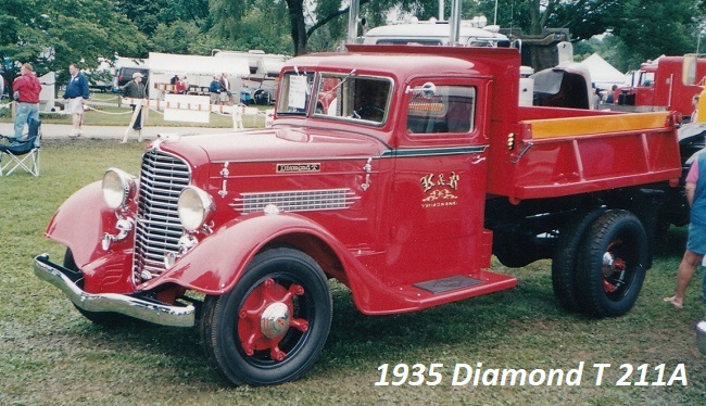 1935 Diamond T 211A - Copy.jpg
