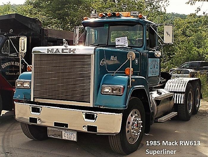 1985 Mack RW-613 (2) WSG 2014.JPG