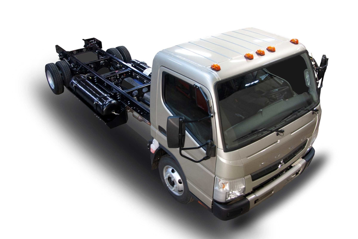 a-fuso-fe-cng-concept_detailresized-__-720x480-a.jpg.png