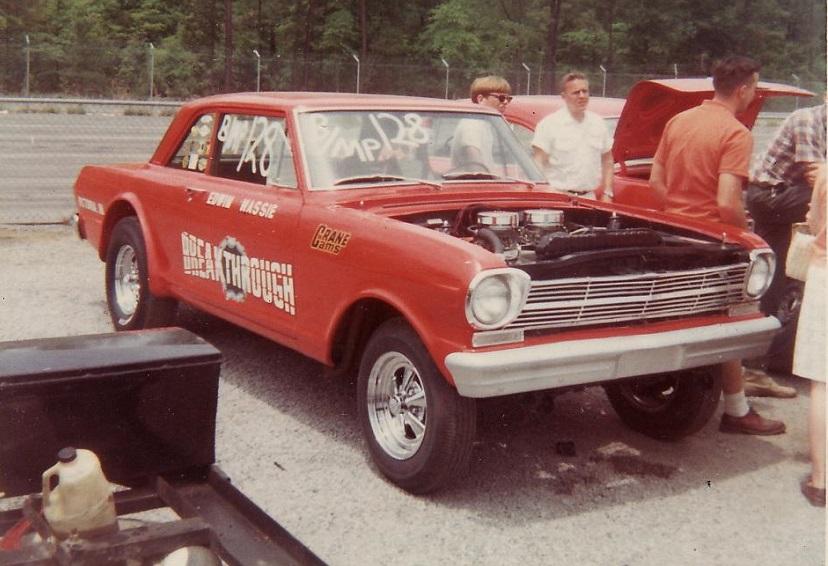 ChevyII1962BreakthroughRichmondDragway19690048.jpg.44bf38b58d0da2c0a6afbe0aeb82fbdb.jpg