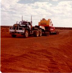 B85 Ridolfo Rodgers Low Loader Mt Magnet shift Western Australia