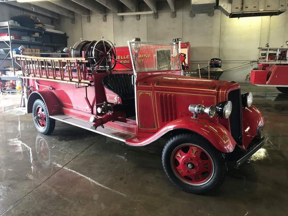 1935 Chevy Luverne.jpg