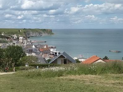 Landing beaches of Normandy - Odds and Ends - BigMackTrucks.com