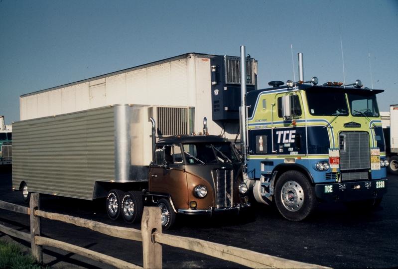 vwsemi.jpg.ba2ad8887e69d9a66f9f711ec7276fcf.jpg