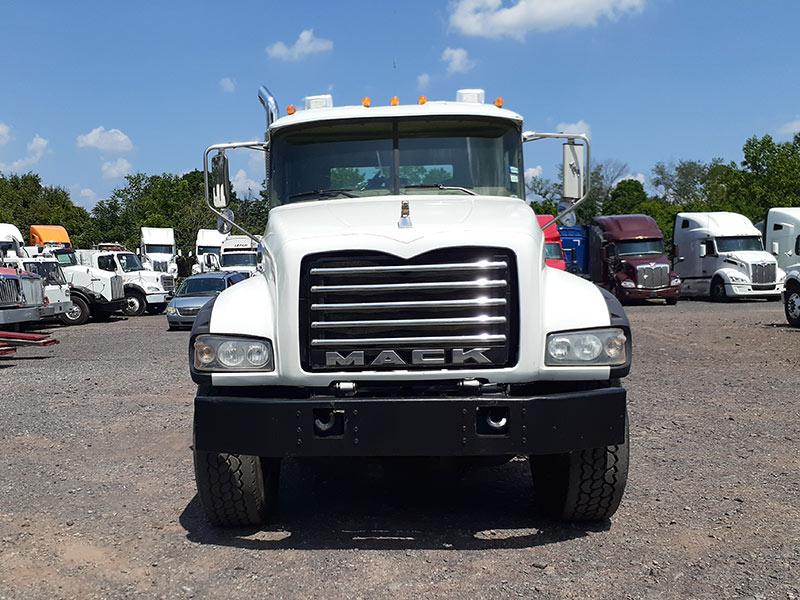 used-mack-day-cab-for-sale.jpg