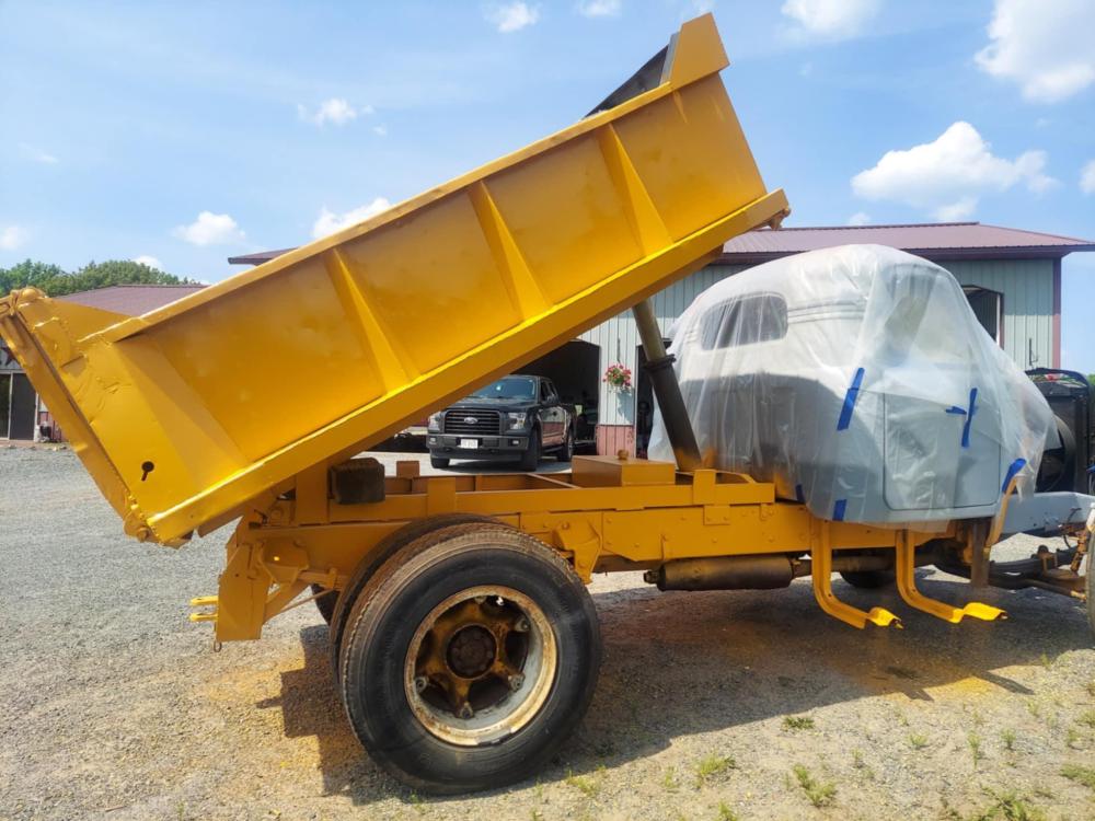 dump box school bus yellow 1.jpg