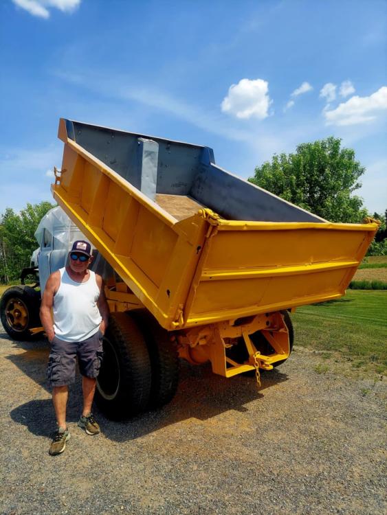 dump box school bus yellow 5.jpg