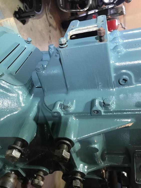 Mack trans1.jpg