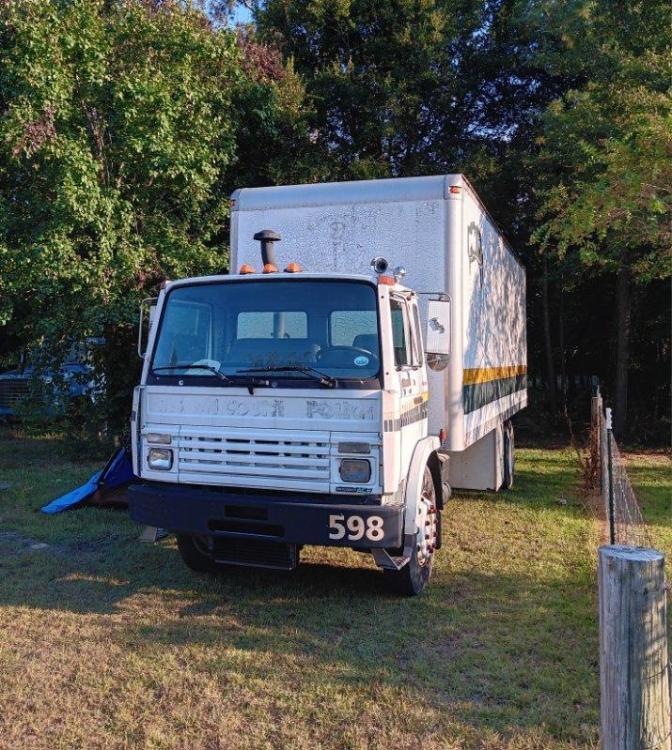 truck 2.jpg